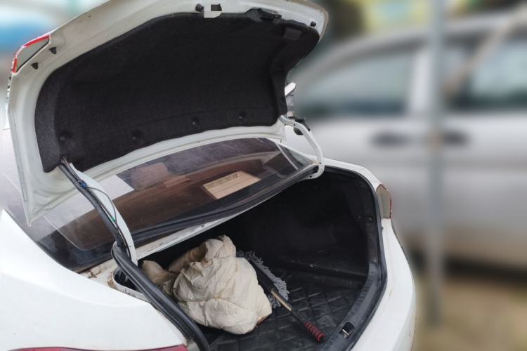 Used Toyota Corolla 2014 1.6L CVT GL Trunk
