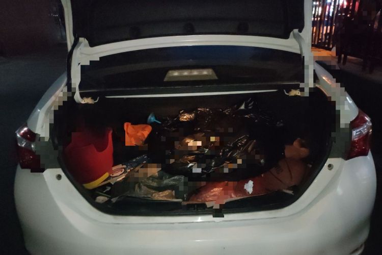 Used Toyota Corolla 2014 1.6L CVT GL Trunk