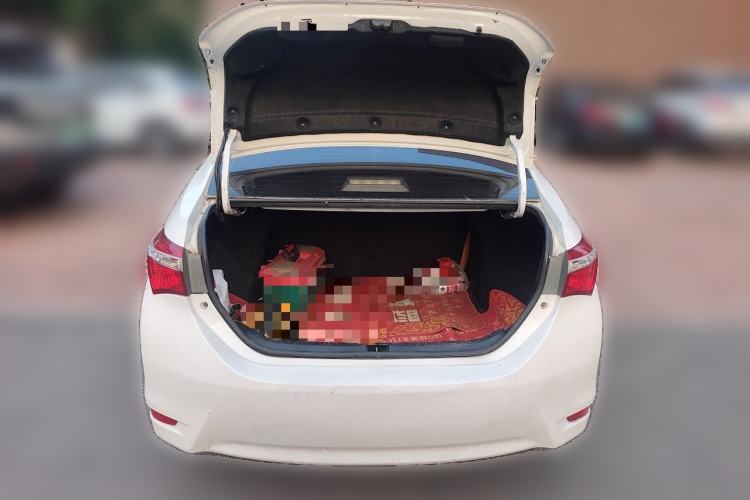 Used Toyota Corolla 2014 1.6L CVT GL Trunk