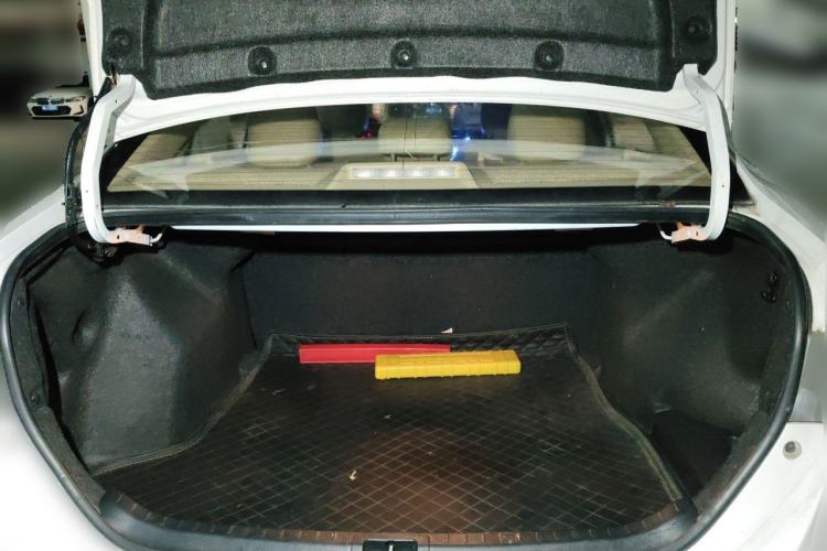 Used Toyota Corolla 2014 1.6L CVT GL Trunk