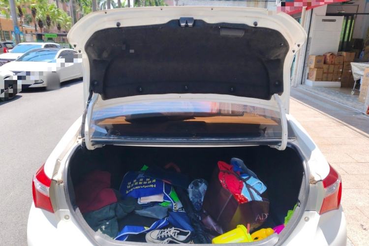 Used Toyota Corolla 2014 1.6L CVT GL Trunk