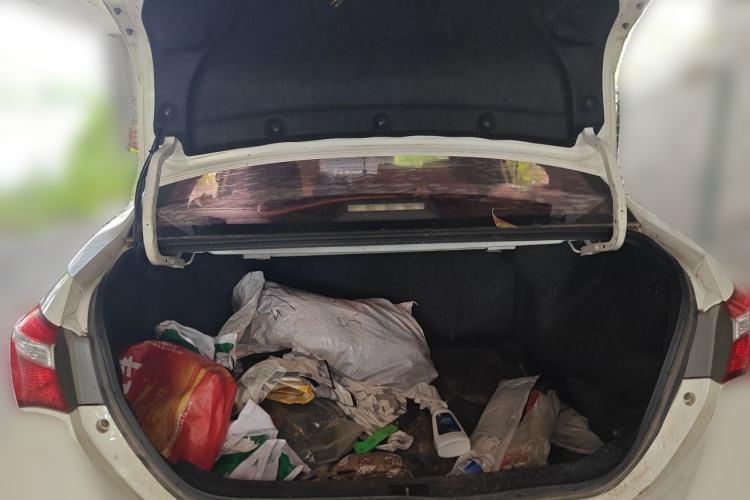 Used Toyota Corolla 2014 1.6L Manual GL Trunk