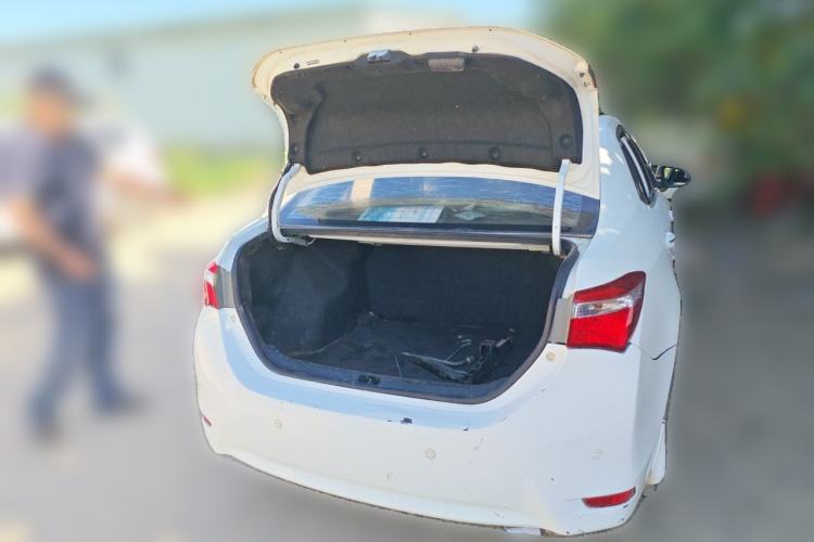 Used Toyota Corolla 2014 1.6L CVT GL-i Trunk