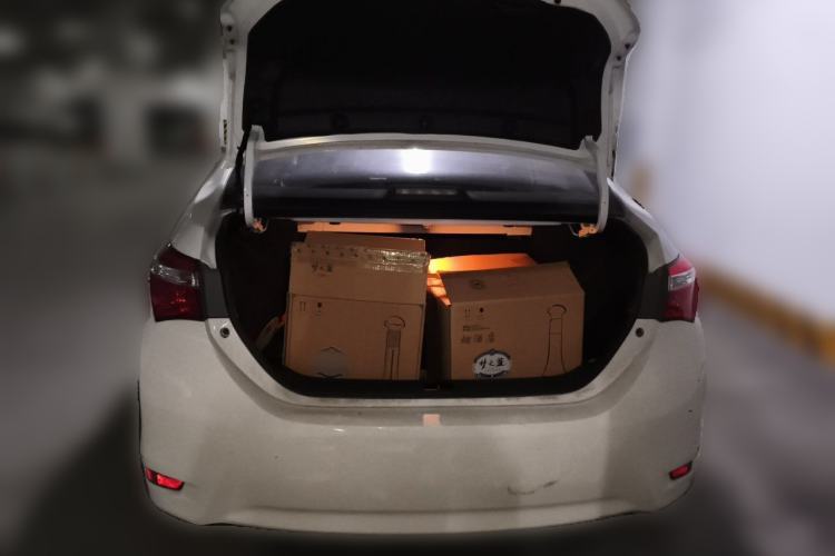 Used Toyota Corolla 2014 1.6L CVT GL Trunk