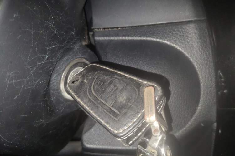 Used Toyota Corolla 2014 1.6L CVT GL Vehicle Key