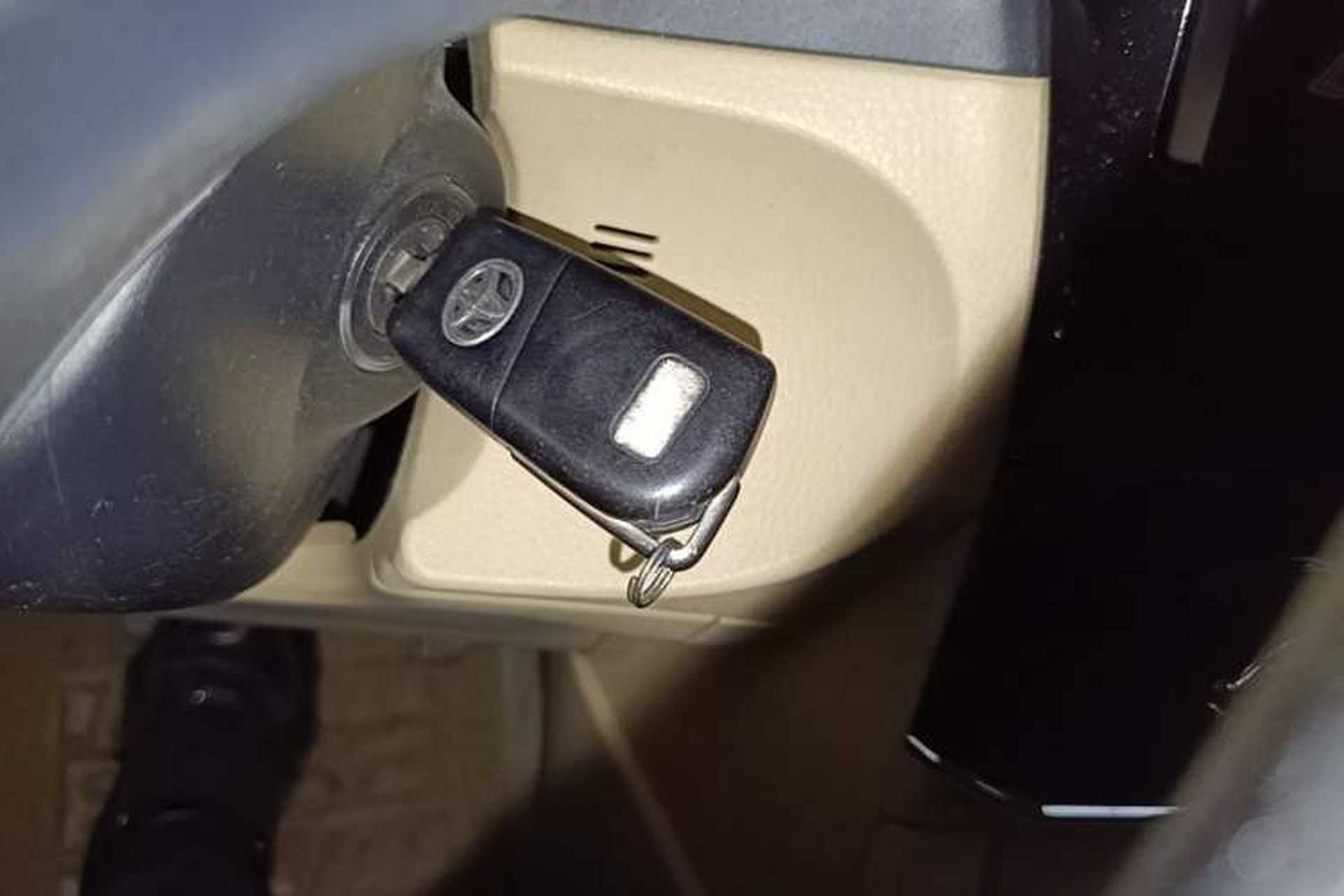 Used Toyota Corolla 2014 1.6L CVT GL Vehicle Key