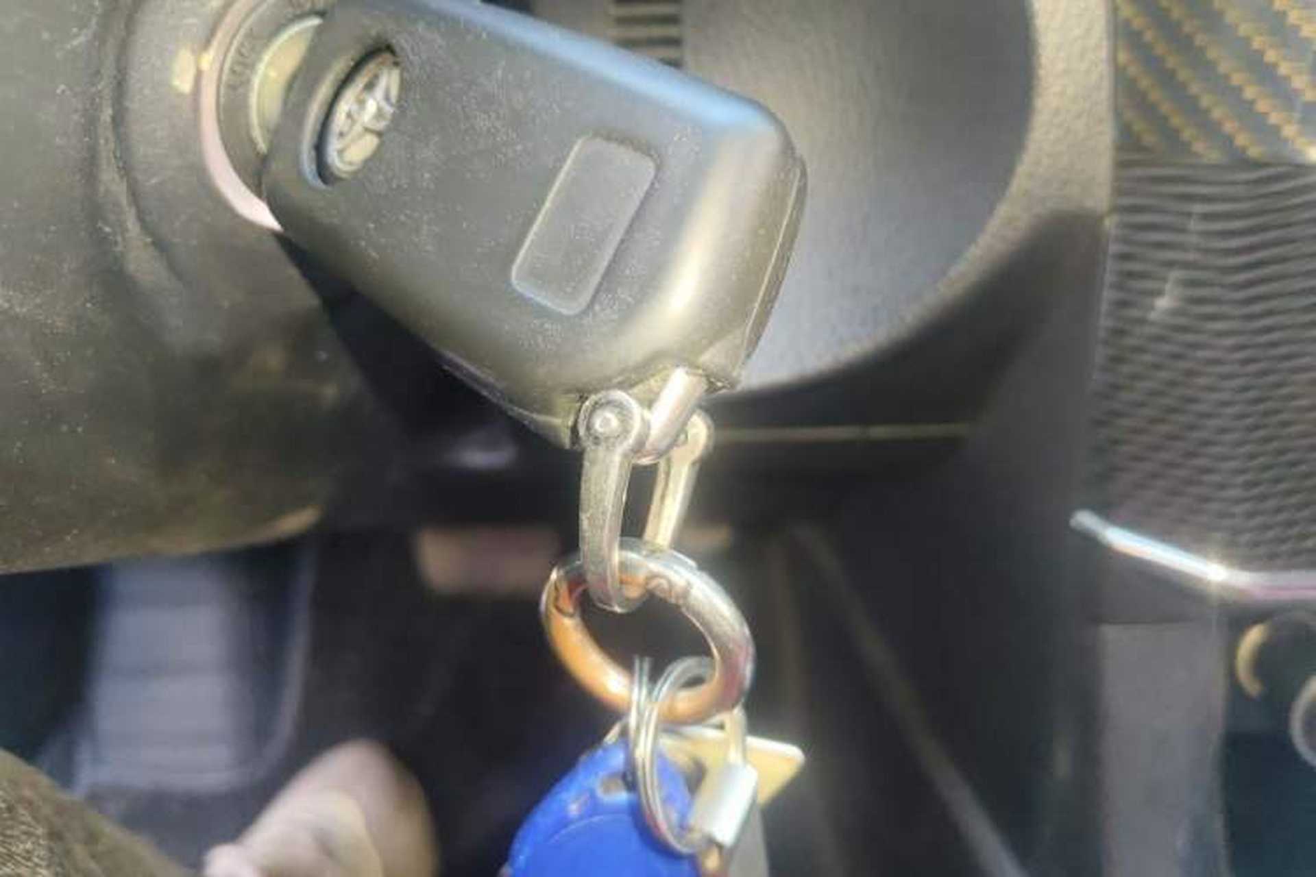 Used Toyota Corolla 2014 1.6L CVT GL-i Vehicle Key