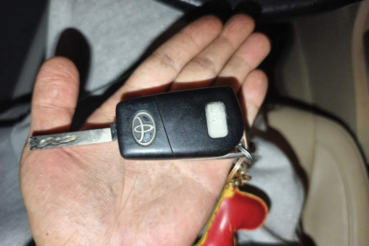 Used Toyota Corolla 2014 1.6L CVT GL-i Vehicle Key