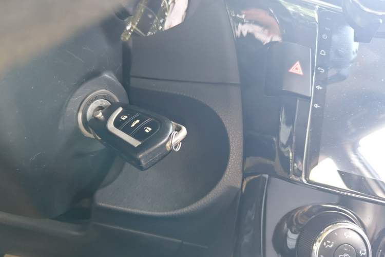 Used Toyota Corolla 2014 1.6L CVT GL Vehicle Key