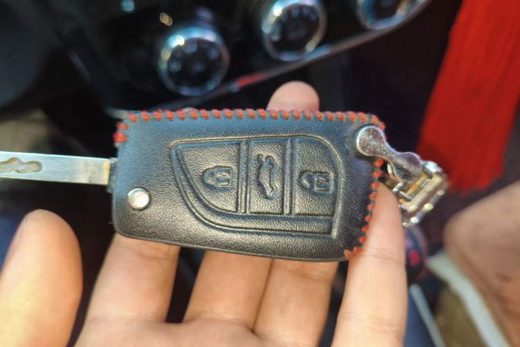 Used Toyota Corolla 2014 1.6L Manual GL Vehicle Key