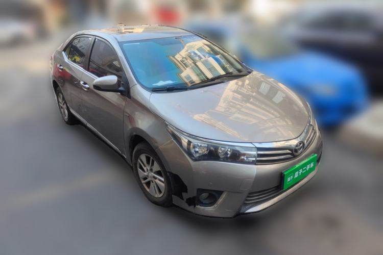 Used Toyota Corolla 2014 1.6L CVT GL-i Front Right 45 Deg