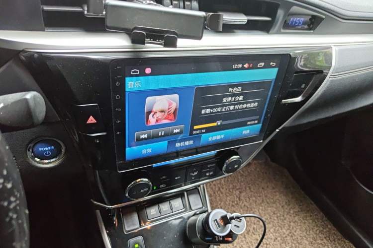 Used Toyota Corolla 2016 Dual-Engine 1.8L E-CVT Elite Edition Audio And AC Panel