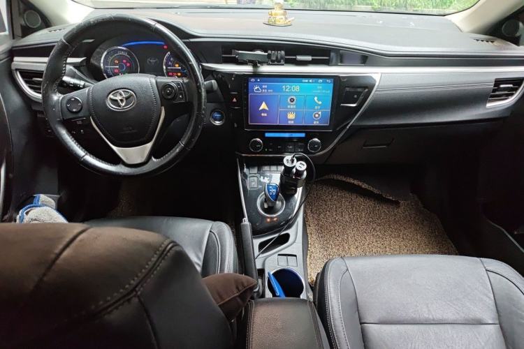 Used Toyota Corolla 2016 Dual-Engine 1.8L E-CVT Elite Edition Center Console