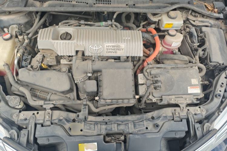 Used Toyota Corolla 2016 Dual-Engine 1.8L E-CVT Elite Edition Engine Bay
