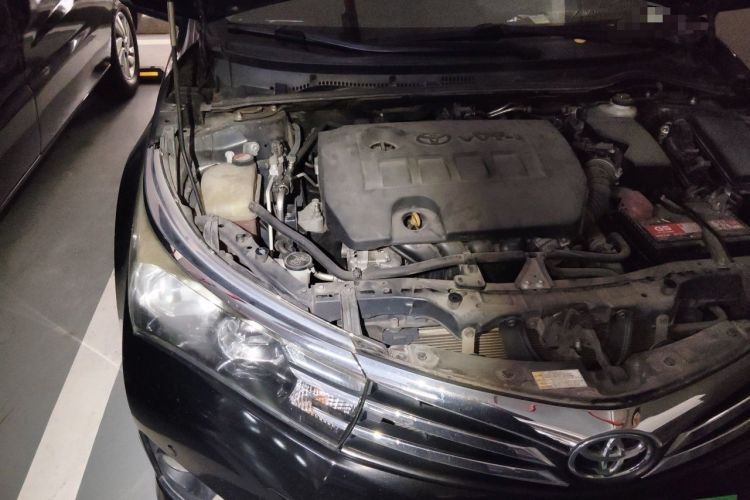 Used Toyota Corolla 2016 1.6L CVT GL-i Cool Edition Engine Bay Right