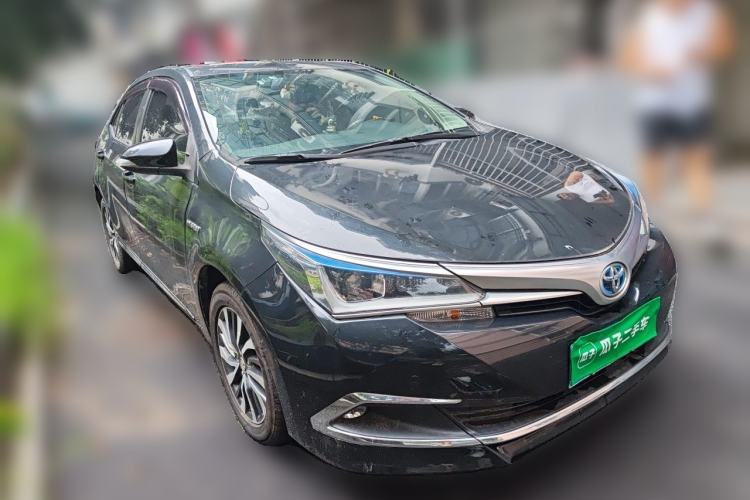 Used Toyota Corolla 2016 Dual-Engine 1.8L E-CVT Elite Edition Front Right 45 Deg