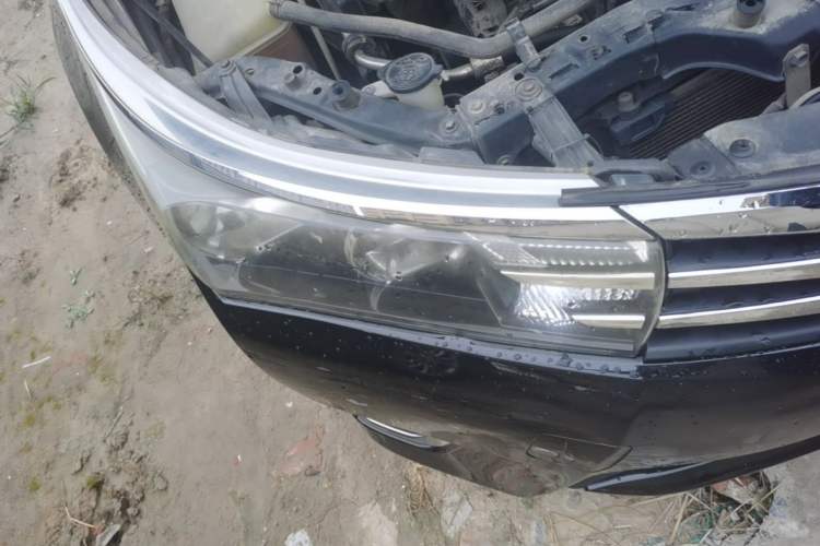 Used Toyota Corolla 2016 1.6L Manual GL-i Cool Edition Right Front Headlight
