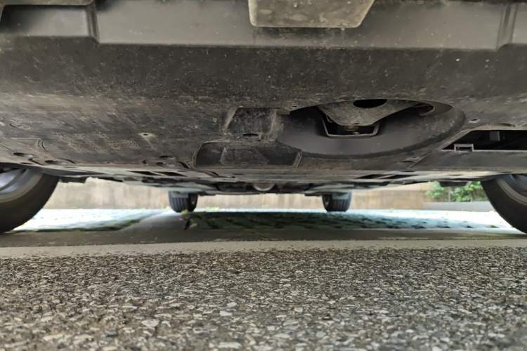 Used Toyota Corolla 2016 Dual-Engine 1.8L E-CVT Elite Edition Chassis Front