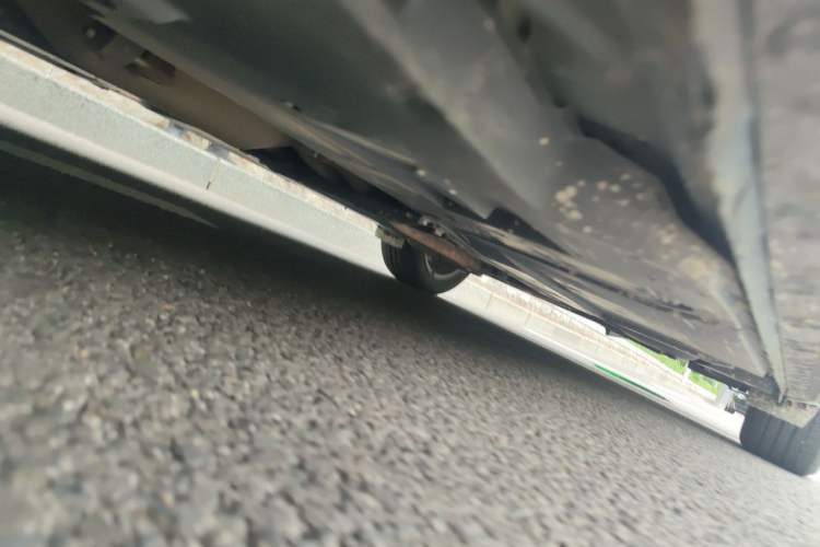 Used Toyota Corolla 2016 Dual-Engine 1.8L E-CVT Elite Edition Chassis Front Left