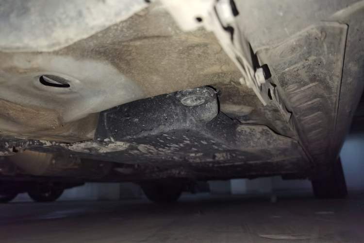 Used Toyota Corolla 2016 Dual-Engine 1.8L E-CVT Elite Edition Chassis Front Left