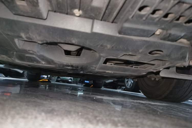 Used Toyota Corolla 2016 Dual-Engine 1.8L E-CVT Elite Edition Chassis Front
