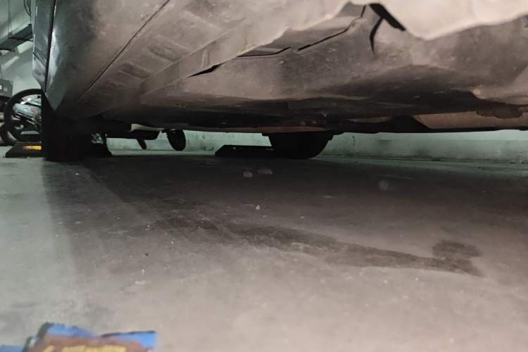 Used Toyota Corolla 2016 Dual-Engine 1.8L E-CVT Elite Edition Chassis Front Right