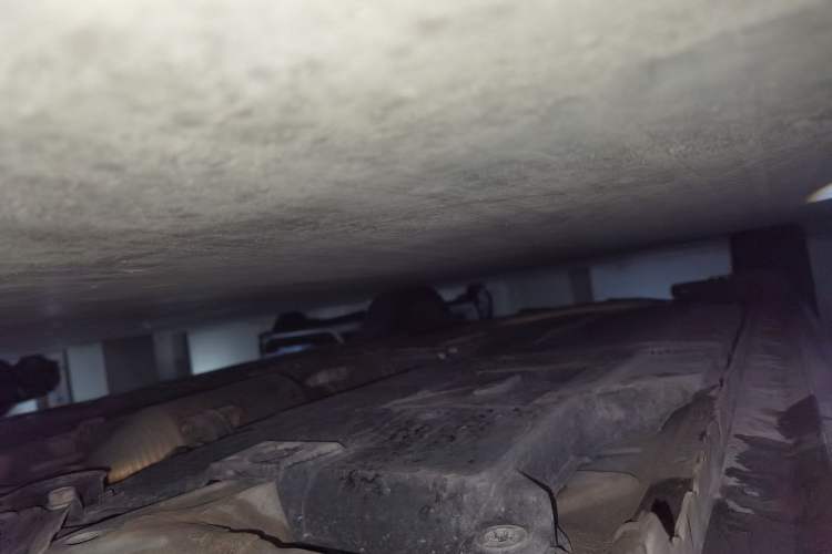 Used Toyota Corolla 2016 Dual-Engine 1.8L E-CVT Elite Edition Chassis Front Right