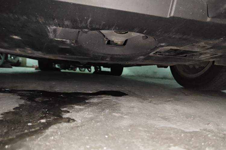 Used Toyota Corolla 2016 Dual-Engine 1.8L E-CVT Elite Edition Chassis Front