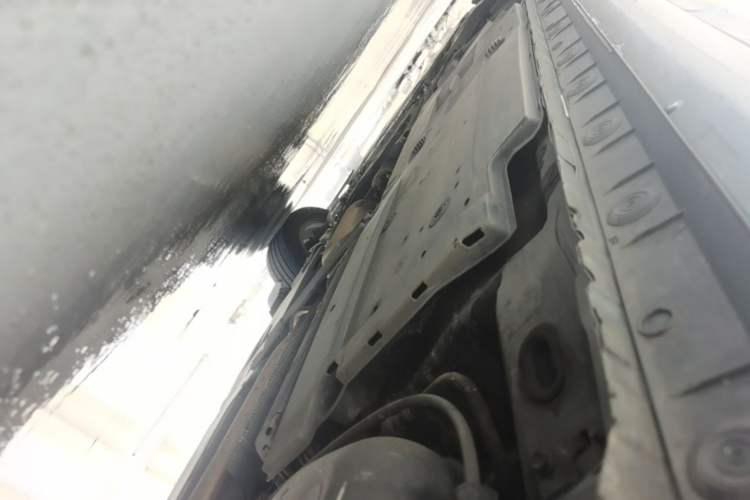 Used Toyota Corolla 2016 Dual-Engine 1.8L E-CVT Elite Edition Chassis Rear Left