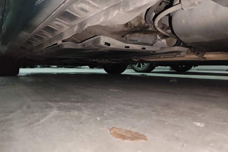 Used Toyota Corolla 2016 Dual-Engine 1.8L E-CVT Elite Edition Chassis Rear Left