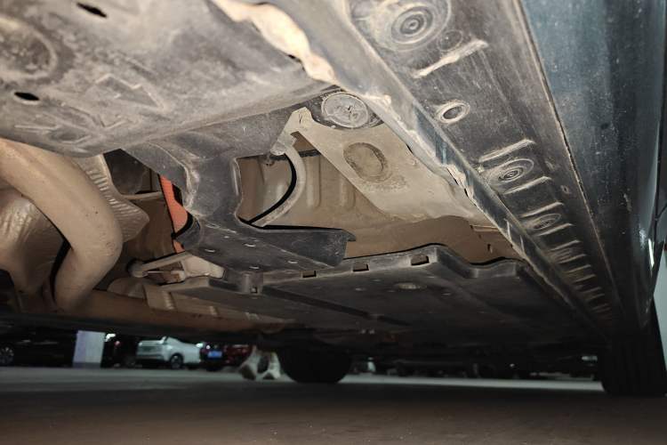 Used Toyota Corolla 2016 Dual-Engine 1.8L E-CVT Elite Edition Chassis Rear Right