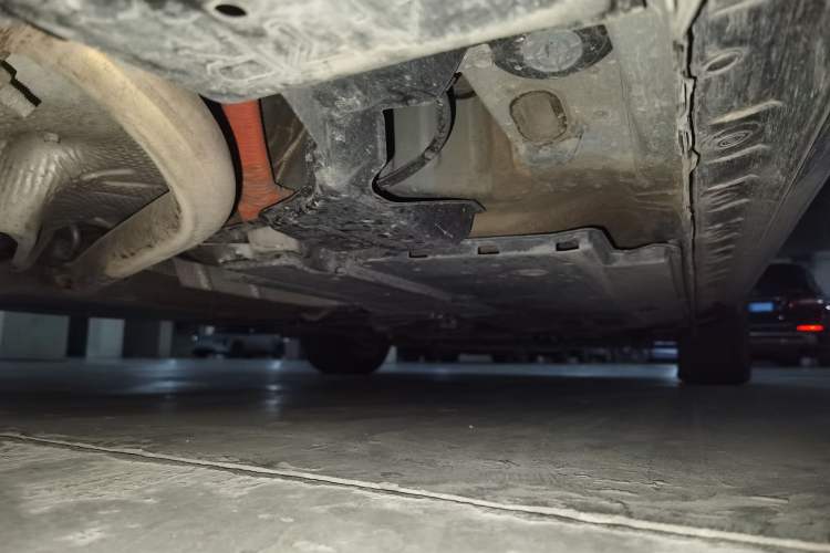 Used Toyota Corolla 2016 Dual-Engine 1.8L E-CVT Elite Edition Chassis Rear Right