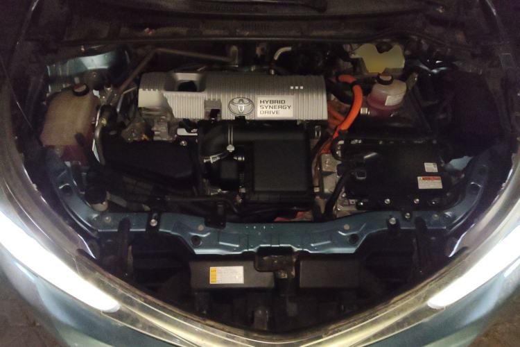 Used Toyota Corolla 2016 Dual-Engine 1.8L E-CVT Elite Edition Engine Bay