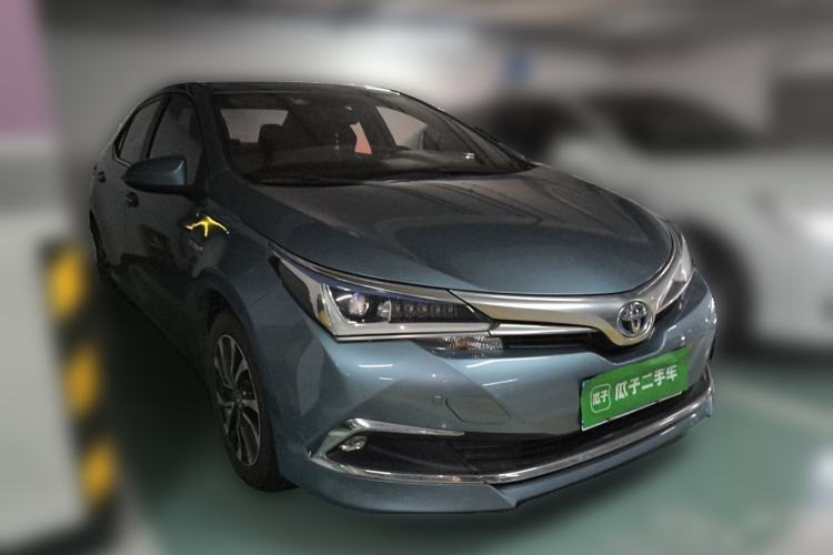 Used Toyota Corolla 2016 Dual-Engine 1.8L E-CVT Flagship Edition Front Right 45 Deg