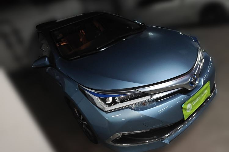 Used Toyota Corolla 2016 Dual-Engine 1.8L E-CVT Elite Edition Front Right 45 Deg