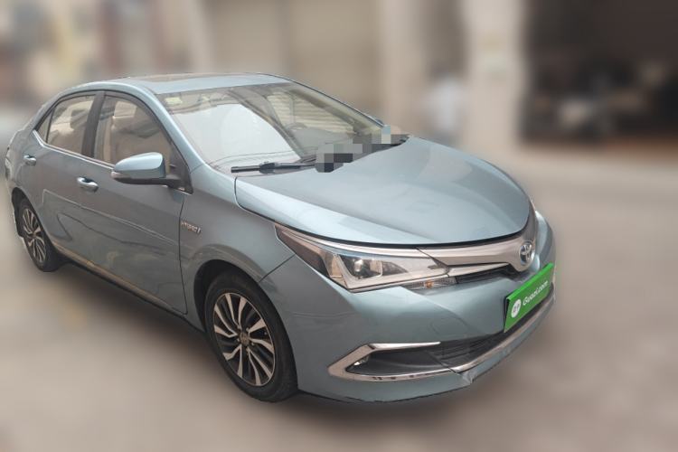 Used Toyota Corolla 2016 Dual-Engine 1.8L E-CVT Leading Edition Front Right 45 Deg