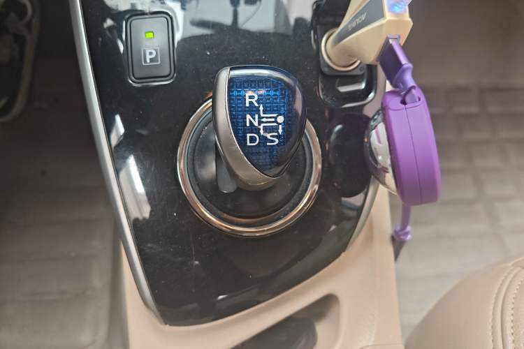 Used Toyota Corolla 2016 Dual-Engine 1.8L E-CVT Leading Edition Gear Lever
