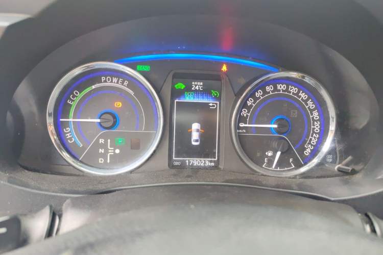Used Toyota Corolla 2016 Dual-Engine 1.8L E-CVT Elite Edition Instrument Cluster