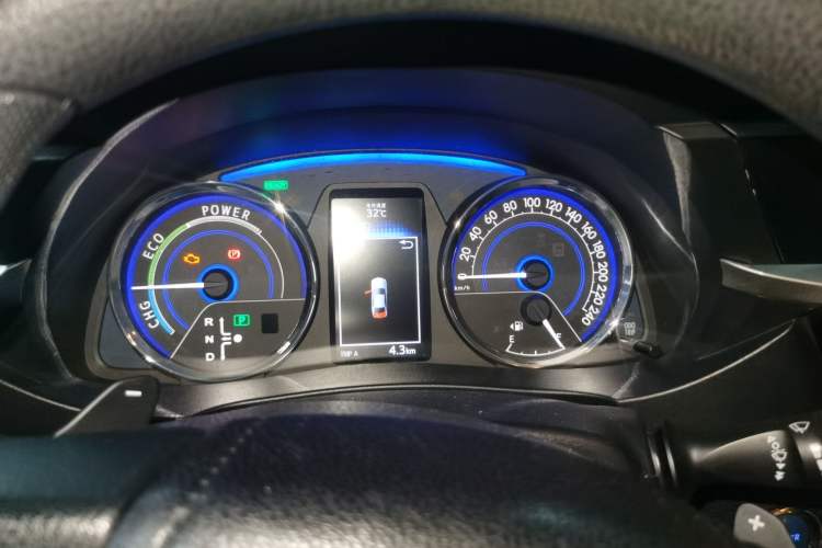 Used Toyota Corolla 2016 Dual-Engine 1.8L E-CVT Elite Edition Instrument Cluster