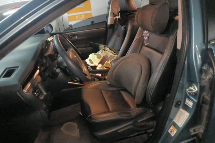Used Toyota Corolla 2016 Dual-Engine 1.8L E-CVT Elite Edition Left Front Seat