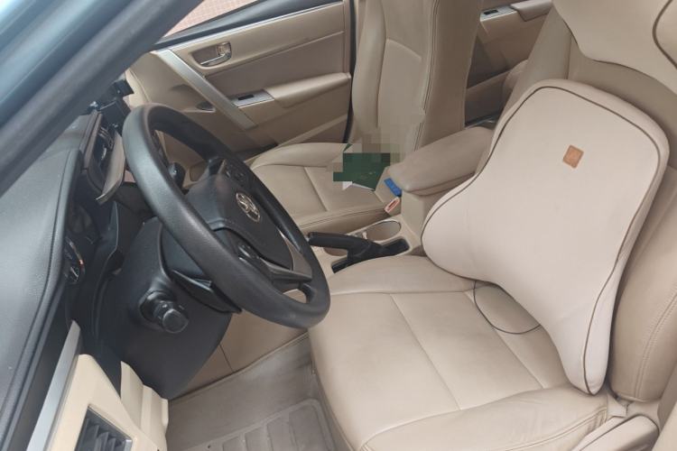 Used Toyota Corolla 2016 Dual-Engine 1.8L E-CVT Leading Edition Left Front Seat