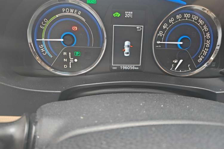 Used Toyota Corolla 2016 Dual-Engine 1.8L E-CVT Leading Edition Odometer Close Up