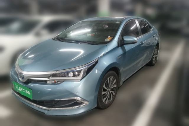 Ojetý Toyota Corolla 2016 Dual-Engine 1.8L E-CVT Elite Edition