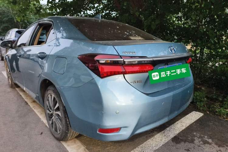 Used Toyota Corolla 2016 Dual-Engine 1.8L E-CVT Elite Edition Rear Left 45 Deg
