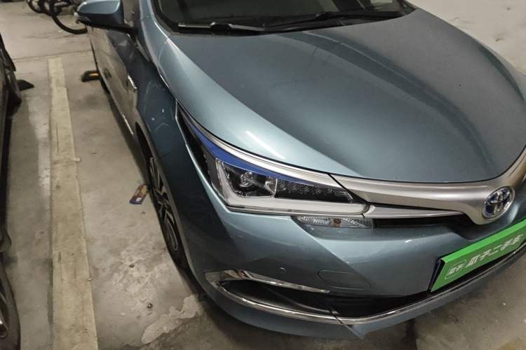 Used Toyota Corolla 2016 Dual-Engine 1.8L E-CVT Elite Edition Right Front Headlight