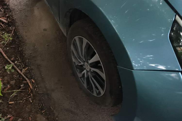 Used Toyota Corolla 2016 Dual-Engine 1.8L E-CVT Elite Edition Right Front Wheel Hub