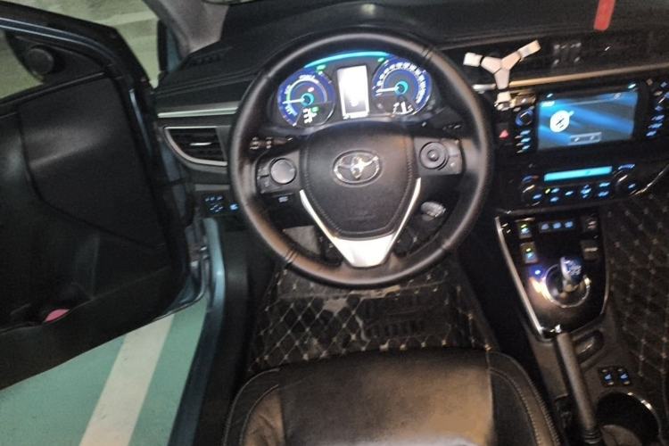 Used Toyota Corolla 2016 Dual-Engine 1.8L E-CVT Flagship Edition Steering Wheel