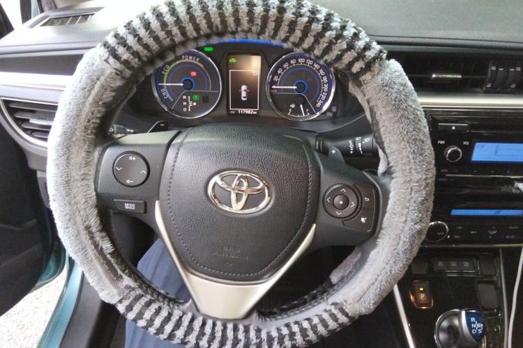 Used Toyota Corolla 2016 Dual-Engine 1.8L E-CVT Elite Edition Steering Wheel