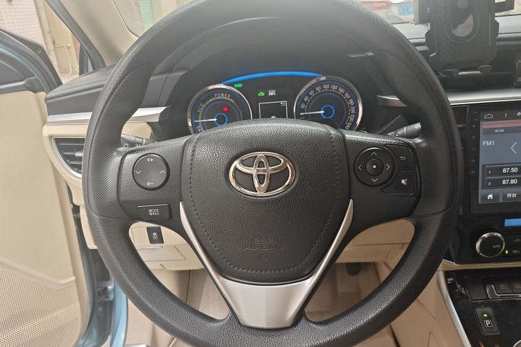 Used Toyota Corolla 2016 Dual-Engine 1.8L E-CVT Leading Edition Steering Wheel