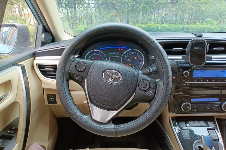 Used Toyota Corolla 2016 Dual-Engine 1.8L E-CVT Elite Edition Steering Wheel